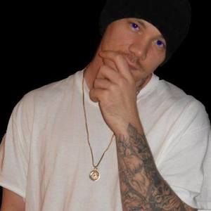 Meet your Posher, Douglas